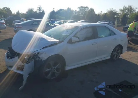 2012 Toyota Camry Se Limited Edition z USA, uszkodzony, nr VIN 4T1BF1FK5CU632569